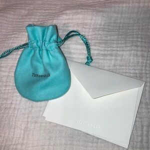 Tiffany & Co pouch with engraved paper and envelope

#tiffany&co #tiffany